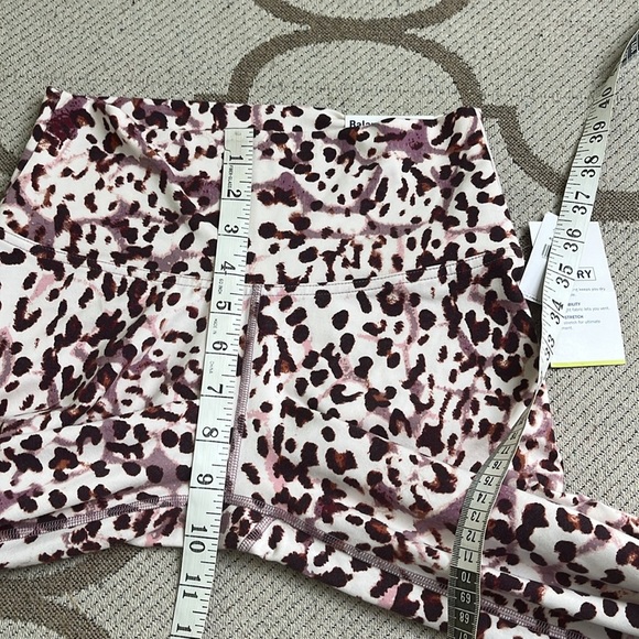 Old Navy balance high rise Pink cheetah 7/8 ankle go-dry Leggings size small - Picture 11 of 14